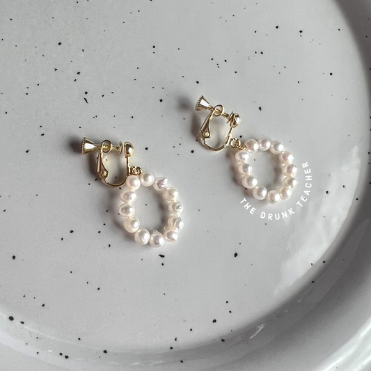 14K GOLD-PLATED CLIP-ON EARRINGS WITH FRESHWATER PEARLS 淡水珍珠無痛耳夾