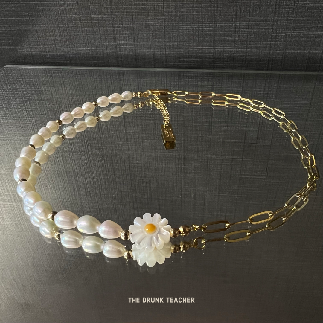 DAISY PEARL NECKLACE 天然貝殼雛菊珍珠頸鍊