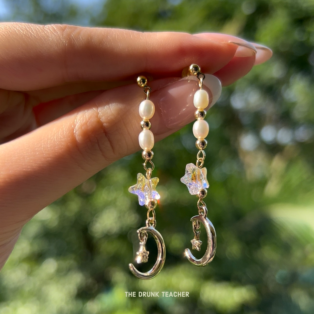STARRY MOON EARRINGS   星夢月亮耳環