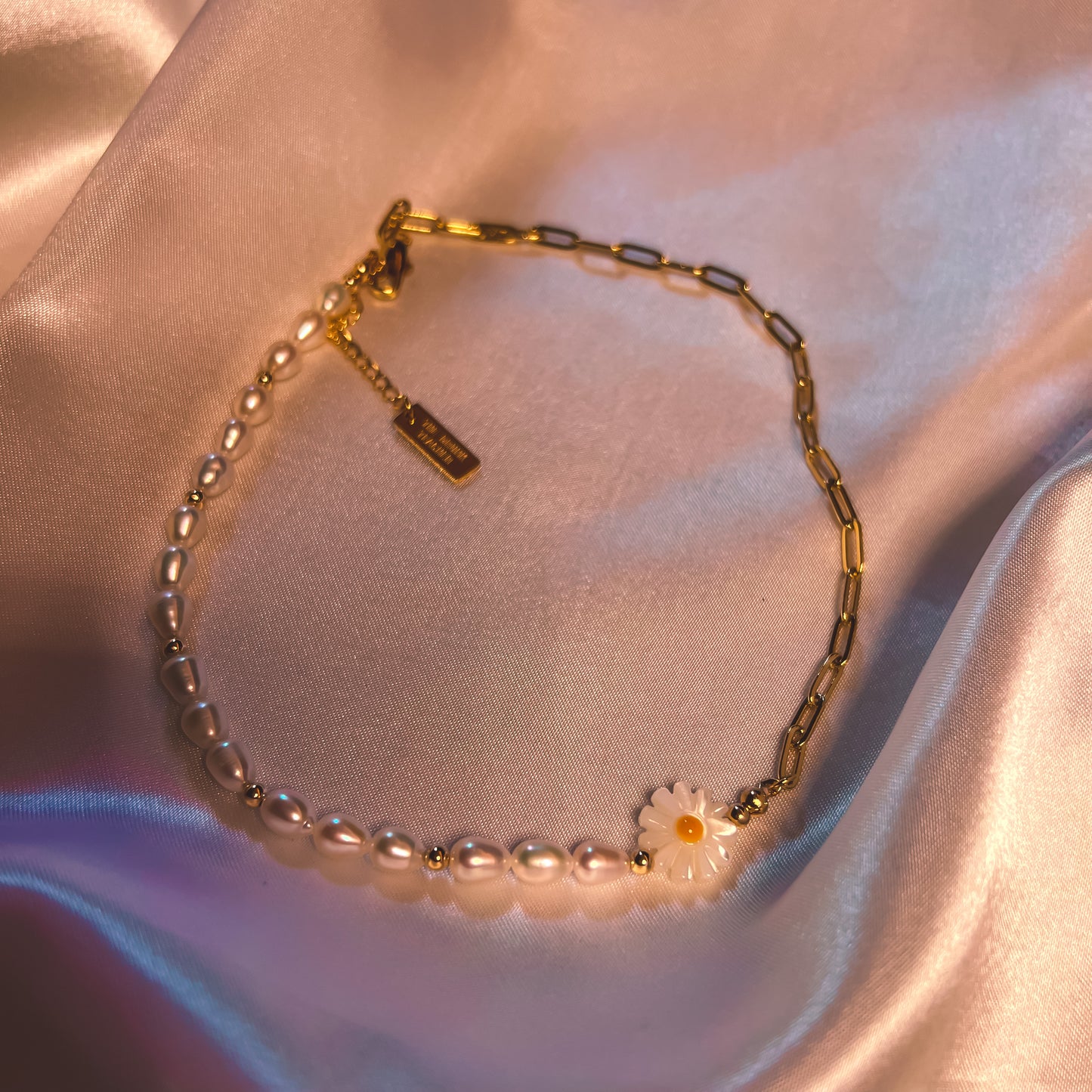 DAISY PEARL NECKLACE 天然貝殼雛菊珍珠頸鍊
