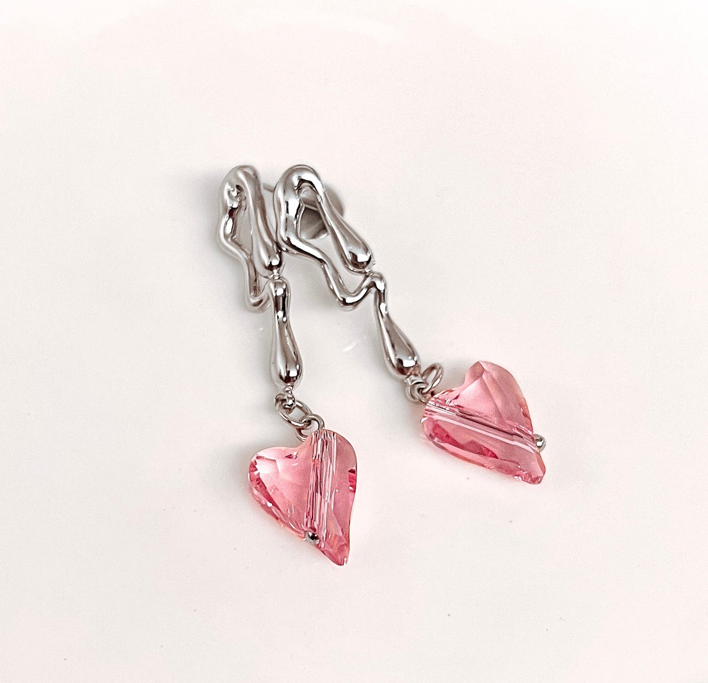 PINKY HEART EARRINGS 粉紅心耳環