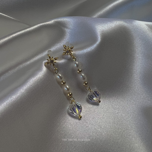 STARRY LOVE EARRINGS 星夢愛心耳環